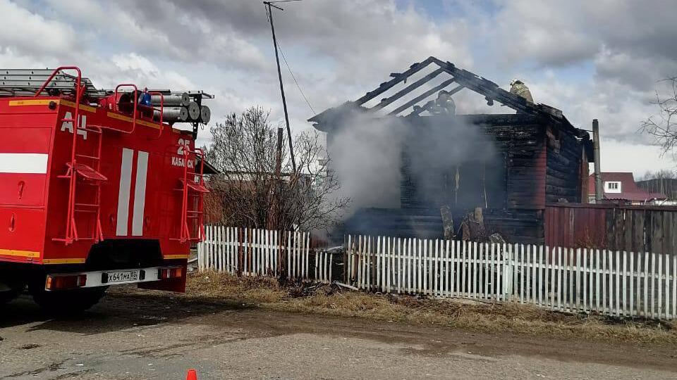 3 ребенка погибли при пожаре в частном доме в Бурятии