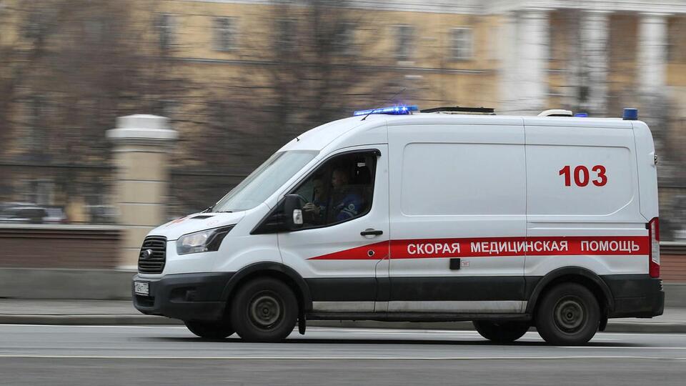 Москвича избили на выходе из кафе в центре города
