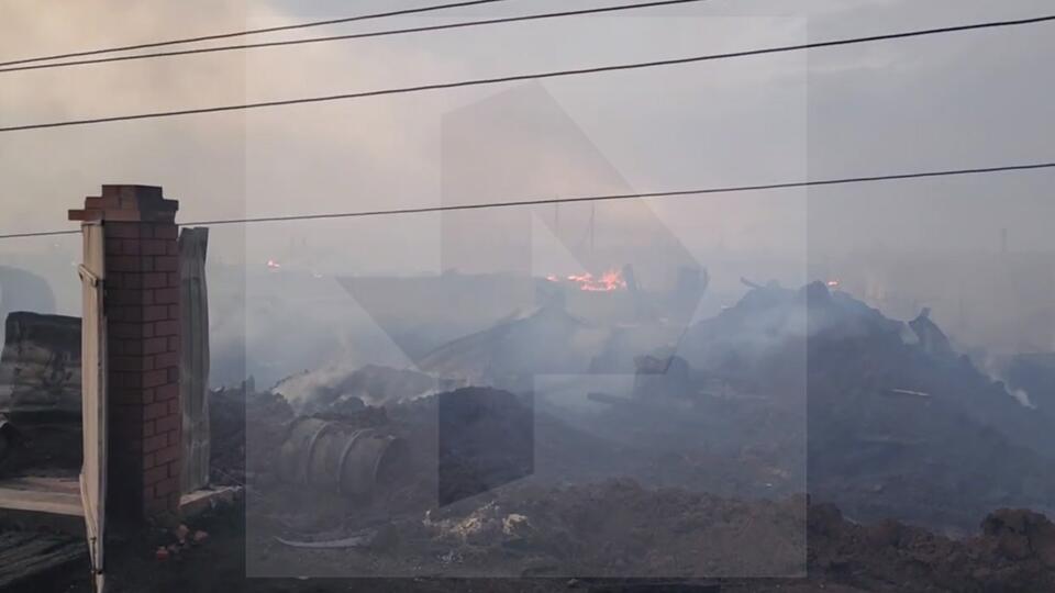 Нет чужой беды: местные жители помогают тушить пожар под Иркутском
