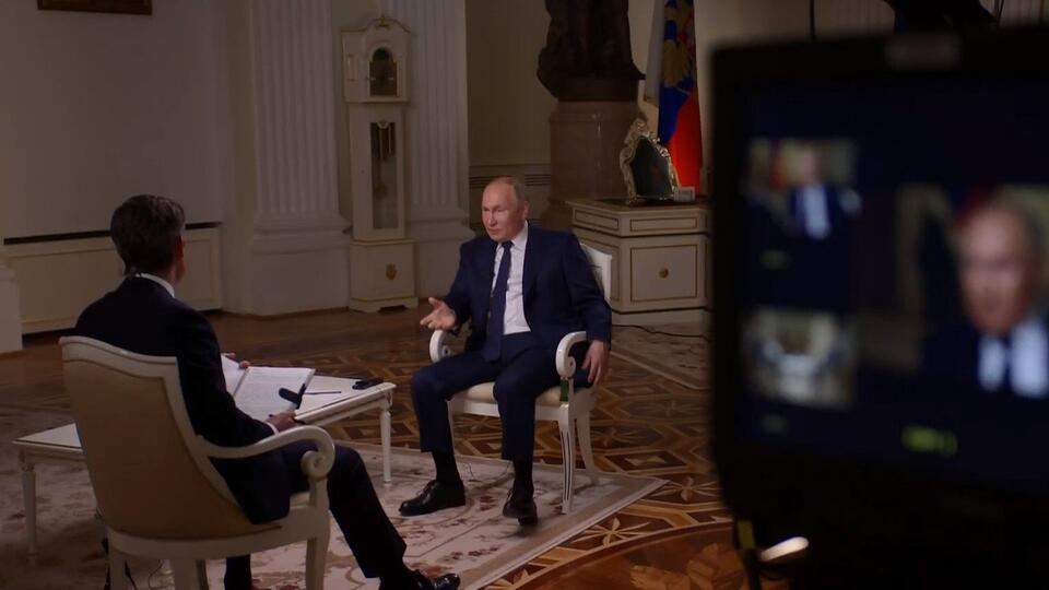 Путин отверг обвинения в "подавлении инакомыслия"