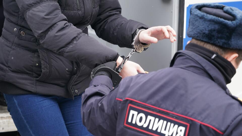 Москвич до смерти забил постояльца гостиницы в Хабаровске
