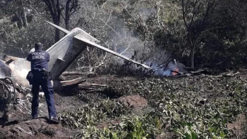В Мексике разбился самолет ВВС страны, погибли семь человек