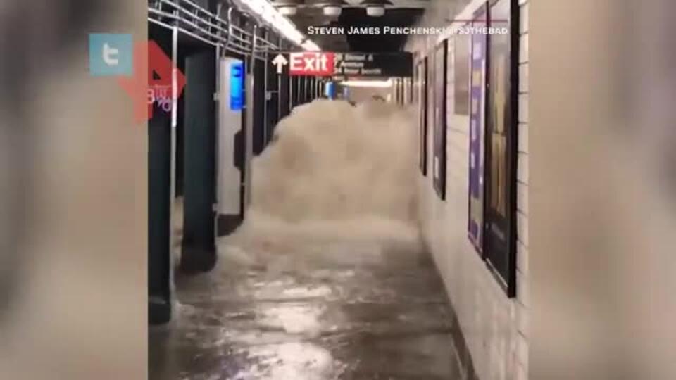 14 человек погибли в Нью-Йорке при наводнении от урагана 