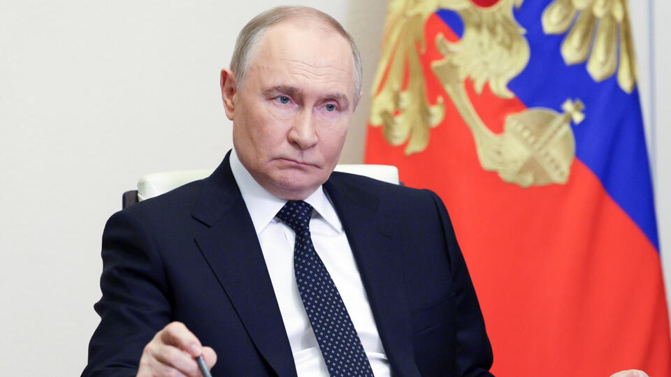 Путин: работа по повышению качества и доступности медпомощи будет продолжена