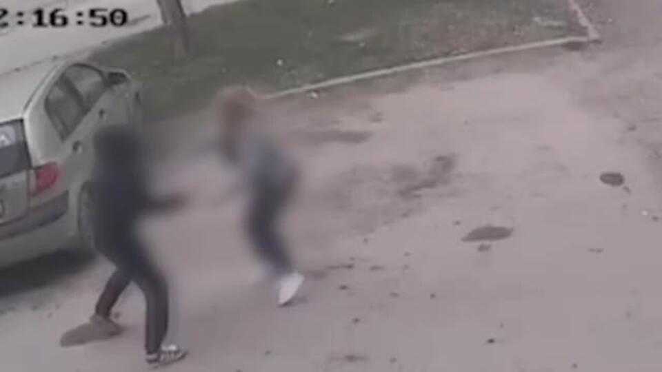 Кадры убийства девушки в Екатеринбурге