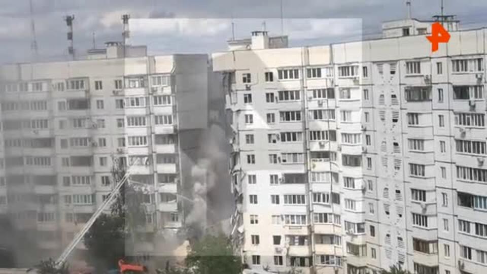 Кадры разрушенного после удара ВСУ подъезда многоэтажки в Белгороде
