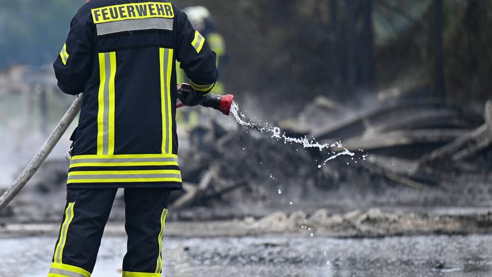 Крупный пожар произошел на верфи в Германии