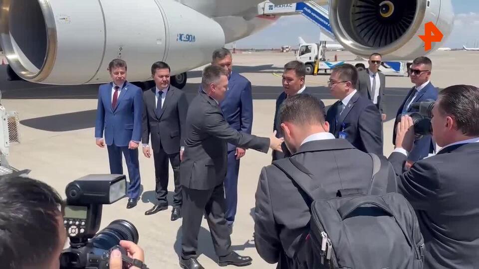 Генпрокурор России прибыл с рабочим визитом в Бишкек