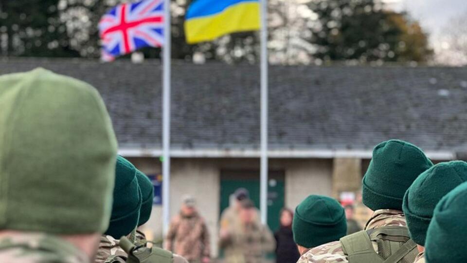 Великобритания решила увеличить расходы на оборону из-за Украины