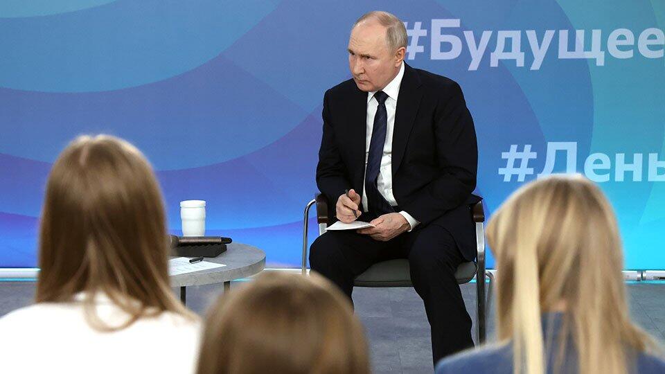 Путин напомнил студентам, за что дается преимущество по зарплате