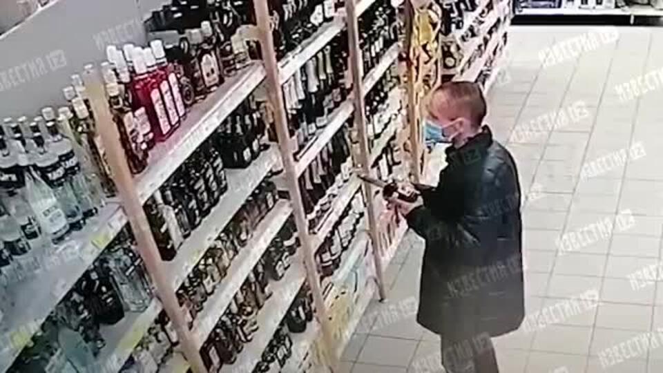 В Подсобке Магазина Видео В Подсобке Магазина Видео