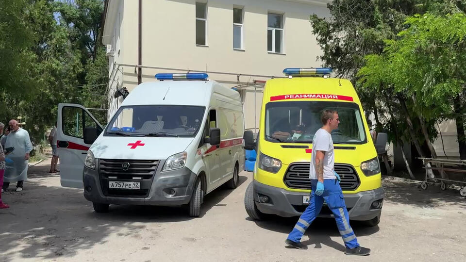 В больницах Севастополя остаются 42 пострадавших после удара ВСУ по пляжу
