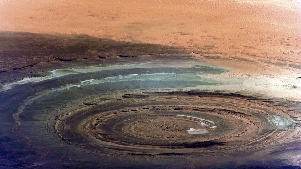Глаз Сахары: загадочное явление пустыни. Фото: © www.globallookpress.com/tvoyplanetary