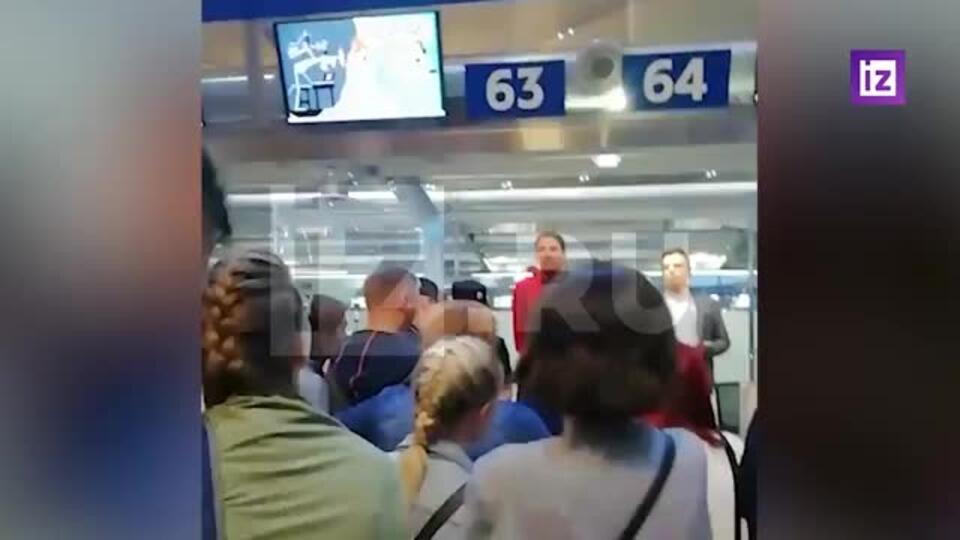 Рейс Санкт-Петербург – Анталья отложили больше чем на сутки