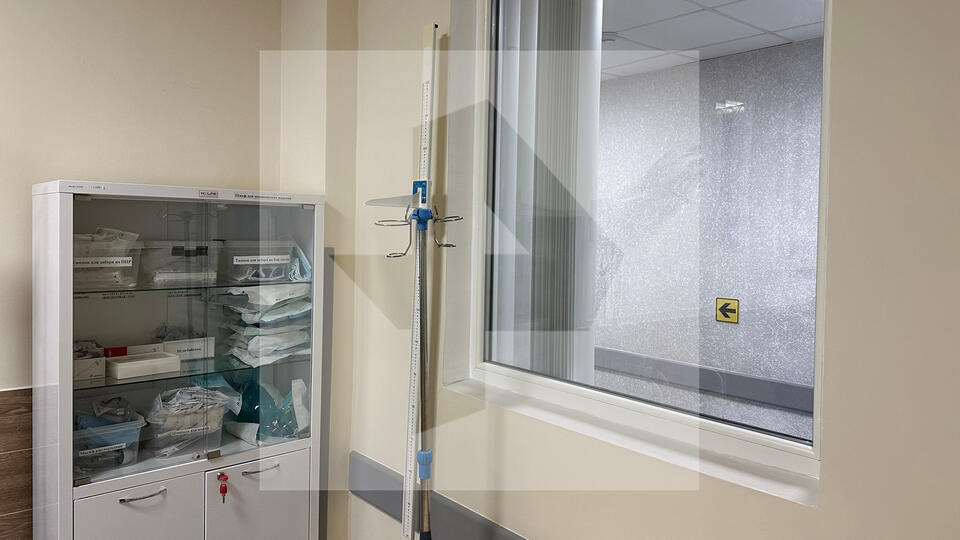 В больницах Подмосковья находятся 20 человек с подозрением на ботулизм