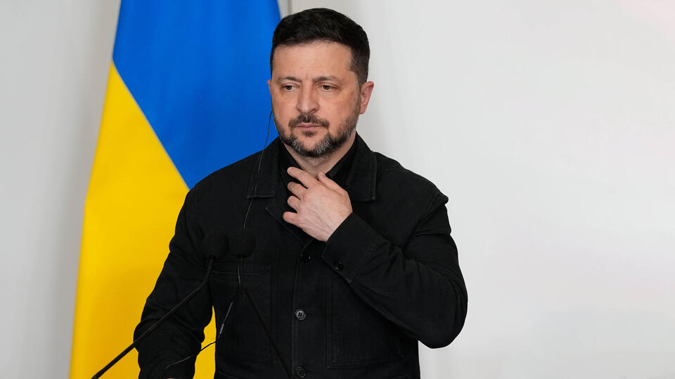 Галузин: в Москве поражены тому, что в Ереване никто не одернул Зеленского