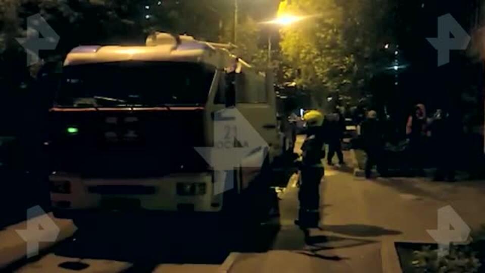 Видео: тело убитого найдено после пожара в квартире на западе Москвы