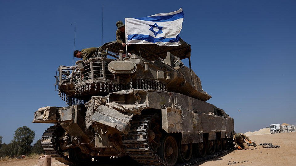 Иранский политолог назвал атаку Израиля весьма ограниченной