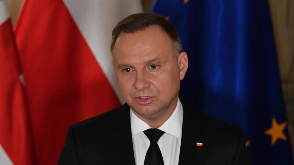 Полякам предрекли гражданскую войну на фоне закона о влиянии РФ