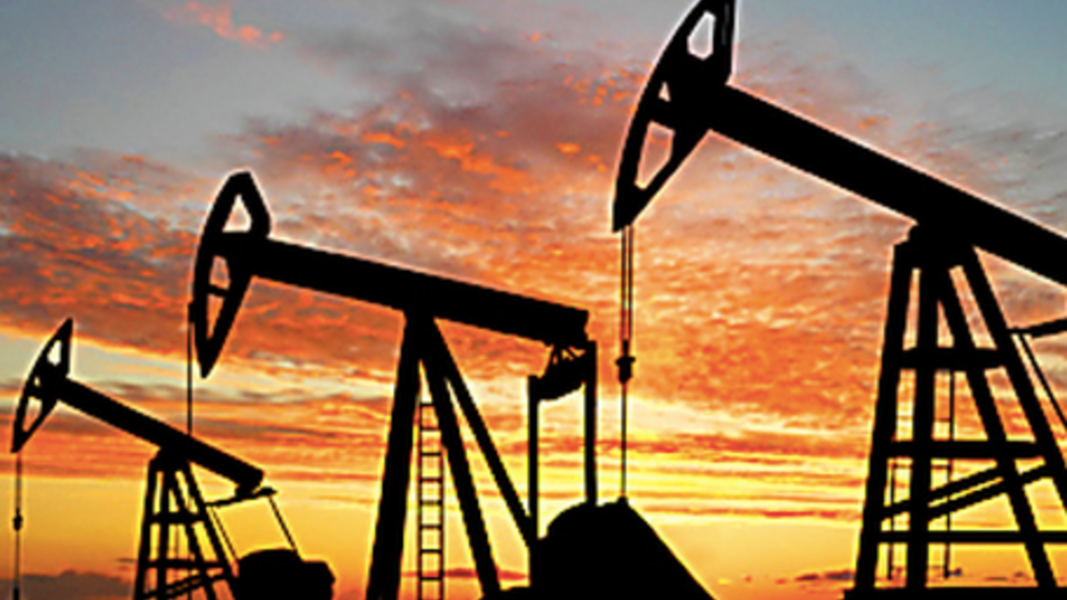 Экономист предсказал снижение цен на нефть в 2021 году