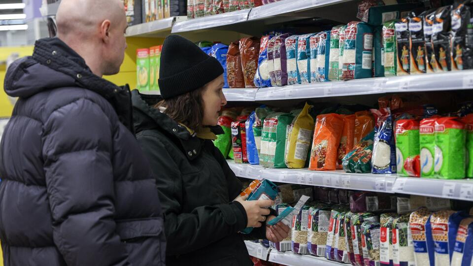 Важно читать этикетки: как производители продуктов обманывают россиян