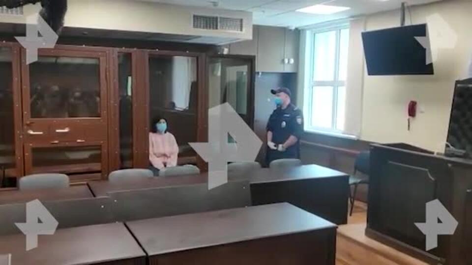 Видео с замглавы Минобрнауки Лукашевич в суде
