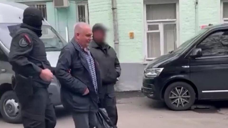 Смирнов задержан. Арест Смирнова. Смирнов нотариус арестован.