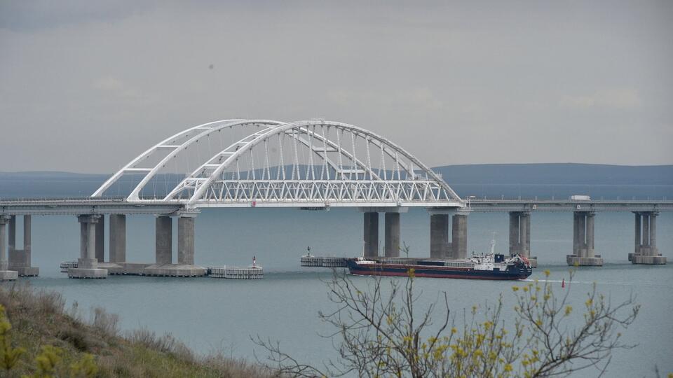 Советник Зеленского пообещал разрушить Крымский мост