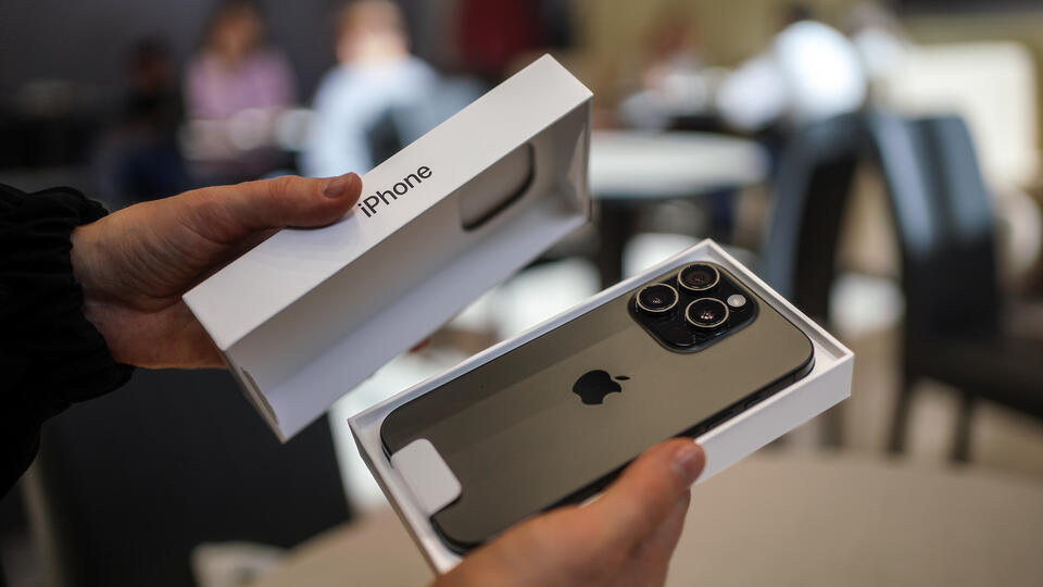 Греф поблагодарил Apple за уход с российского рынка
