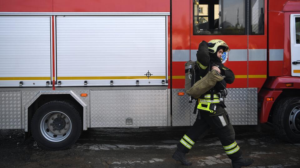 Мужчина попал в реанимацию после пожара в Санкт-Петербурге