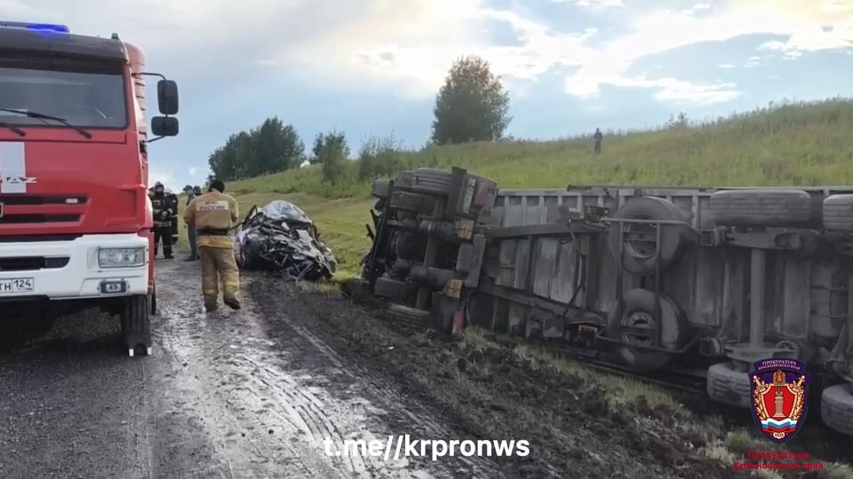 Пять человек разбились в ДТП, возвращаясь с похорон погибшего в аварии друга