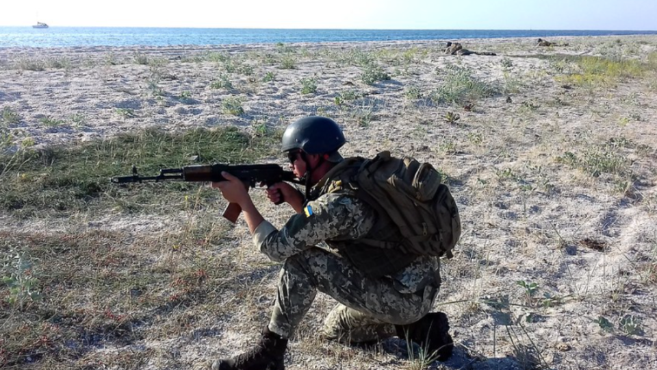Зеленский опроверг слухи о введении военного положения на Украине
