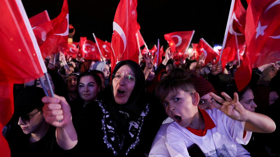 Громкая ночь: как в Турции отреагировали на победу Эрдогана на выборах