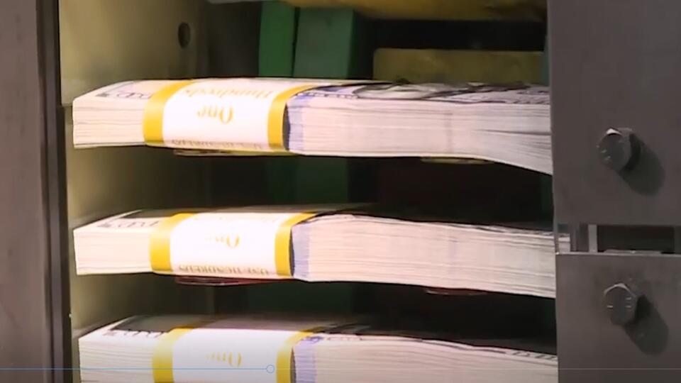 Напрасные траты: американские миллиарды сгорели в украинской "топке". Фото: © Скриншот видео