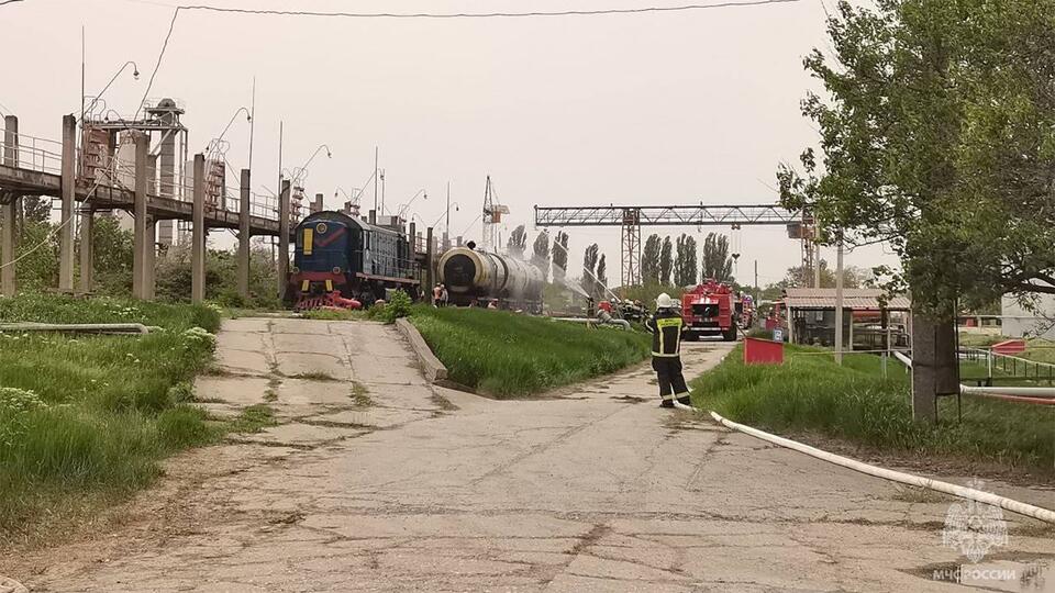Железнодорожная цистерна загорелась в Симферополе