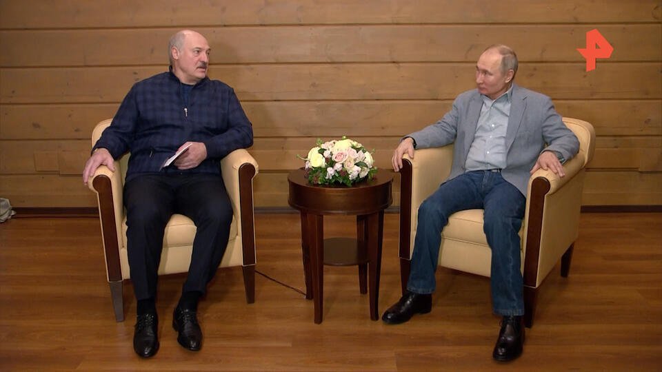 Завершилась продолжавшаяся более 6 часов встреча Путина и Лукашенко