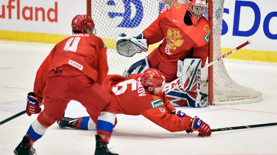 Российская молодежка проиграла Канаде перед стартом чемпионата мира