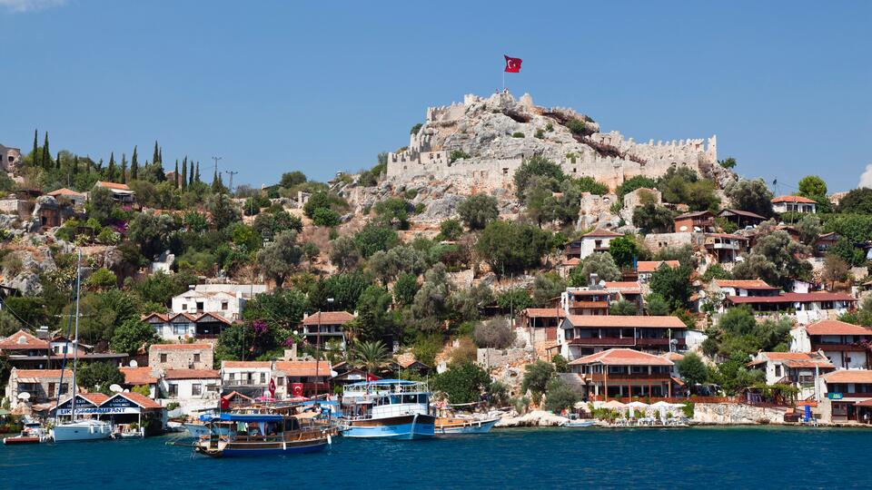 В АТОР заявили, что отельеры снизили цены на туры в Турцию из-за низкого спроса
