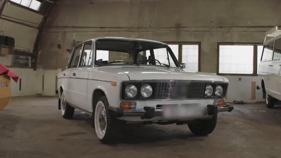 Советские автомобили в хорошей сохранности можно продать за миллионы. Фото: © Кадр из программы "Купи-продай", РЕН ТВ