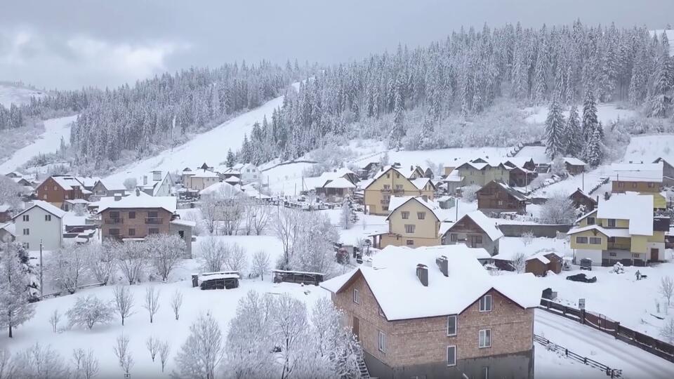 Глупая шутка или... мыши: загадка таинственных следов в Девоншире. Фото: © Кадр из программы "Загадки человечества", РЕН ТВ