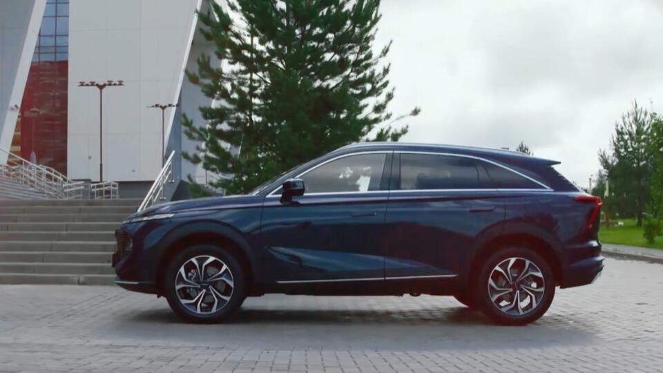 Изменения габаритов автомобиля Haval F7. Фото: © Кадр из программы "Минтранс", РЕН ТВ