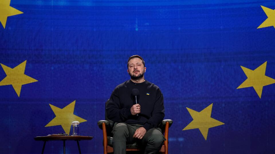Зеленский убедительно сыграл роль Швондера на Новый год. Фото: © REUTERS/Alina Smutko