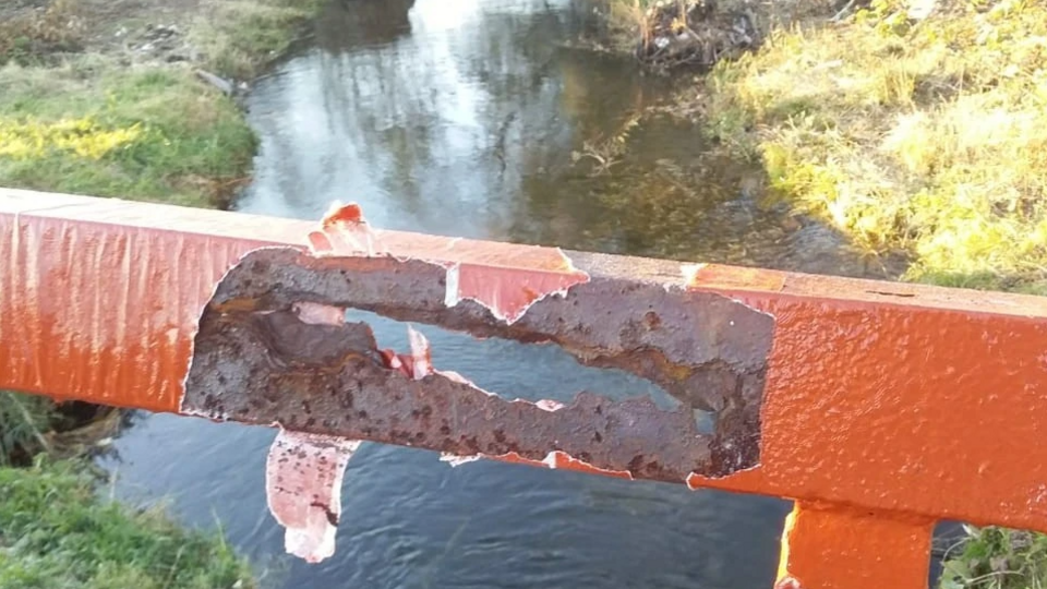 "Держащийся на скотче" мост отремонтируют на Сахалине