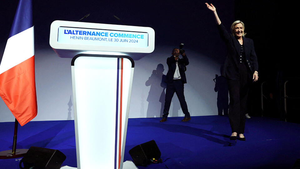 Во Франции 195 кандидатов снялись с выборов, чтобы помешать партии Ле Пен