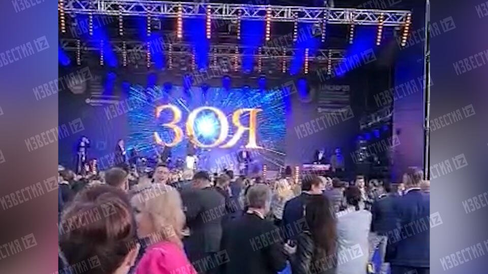 Шнуров выступил на вечеринке на ПМЭФ