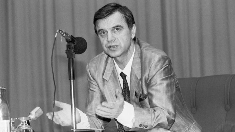 Экс-шеф охраны Ельцина о Хасбулатове: о нем или хорошо, или ничего