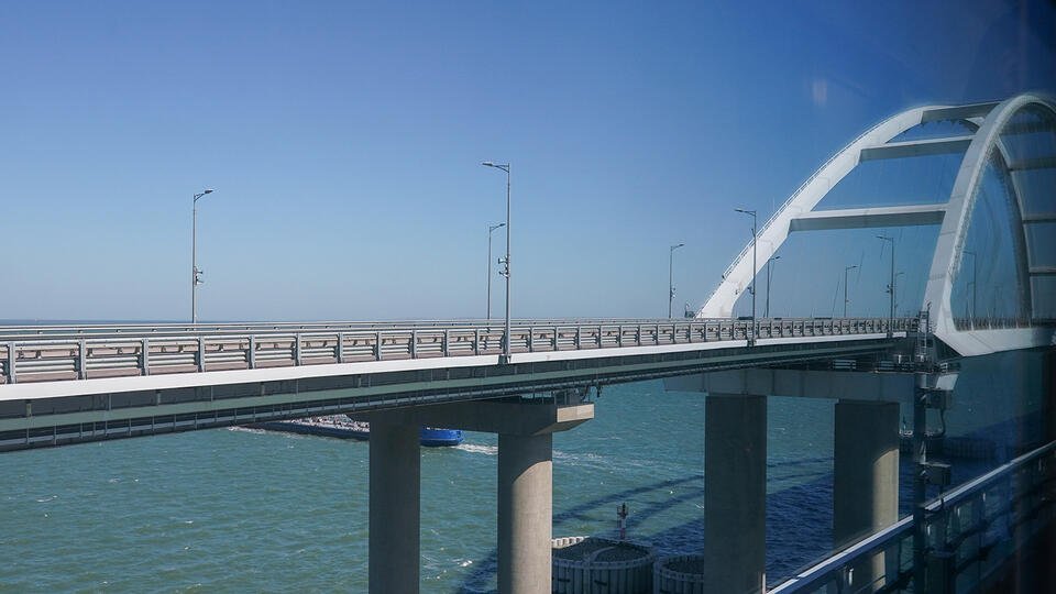 Крымский мост 18