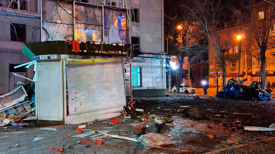 Бастрыкин поручил возбудить дело после взрыва автомобиля в Луганске