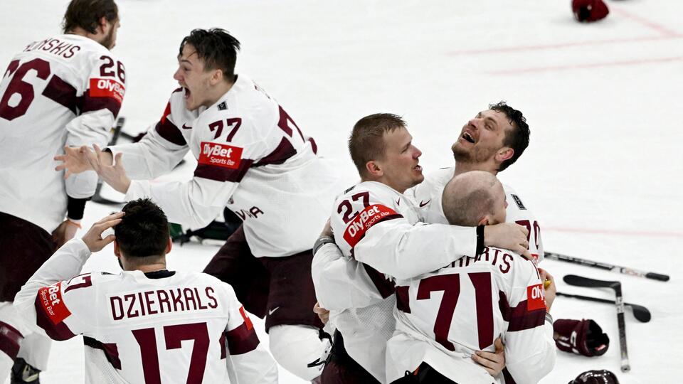 Сборная Латвия впервые в истории завоевала бронзу на ЧМ по хоккею
