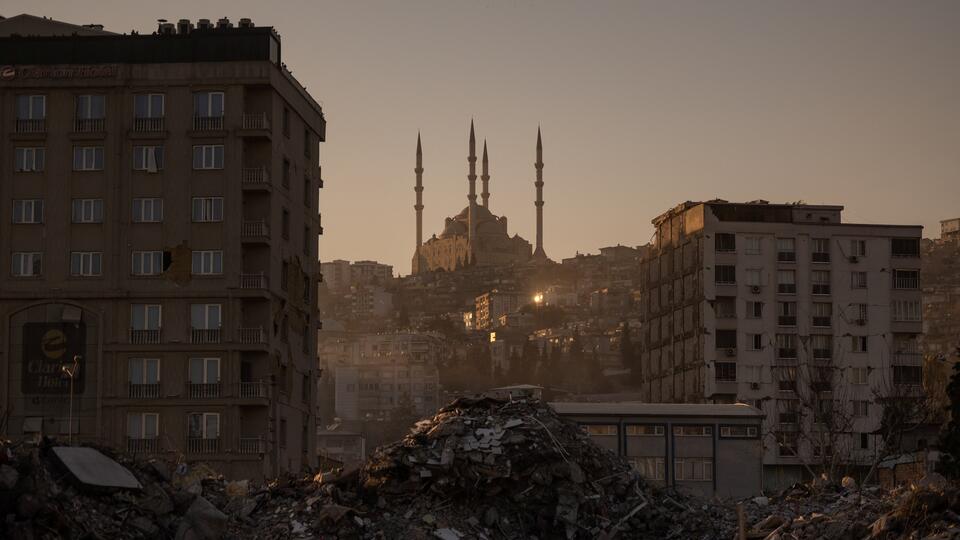 Число жертв землетрясения в Турции приблизилось к 40 тысячам